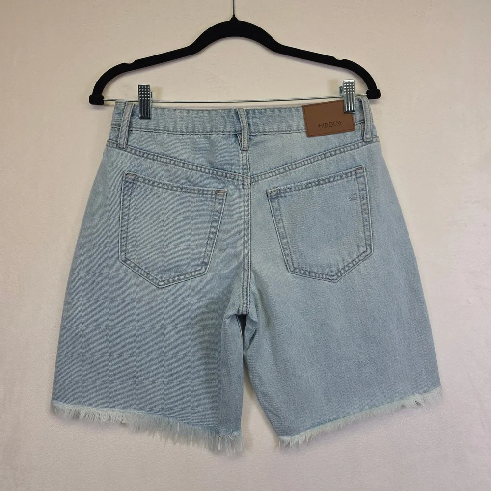 Y2K Hidden Denim Shorts Womens XS Light Wash Distressed Baggy Grunge Skater Edgy